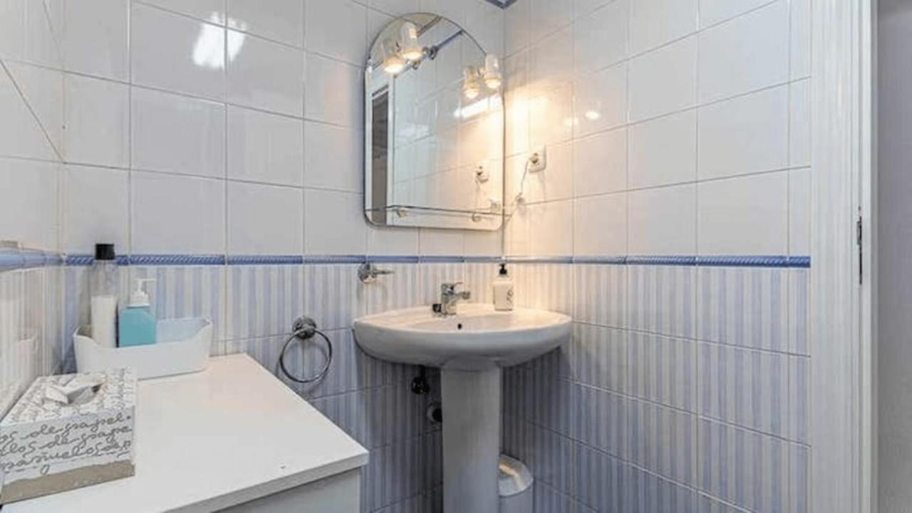 797 Holiday Rentals - Piso Para 4 Con Amplia Terraza Al Jardin Y Al Mar Беналмадена Екстериор снимка