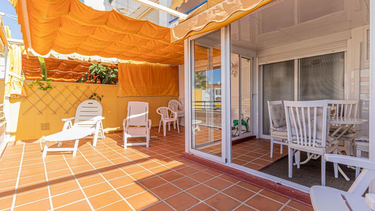 797 Holiday Rentals - Piso Para 4 Con Amplia Terraza Al Jardin Y Al Mar Беналмадена Екстериор снимка